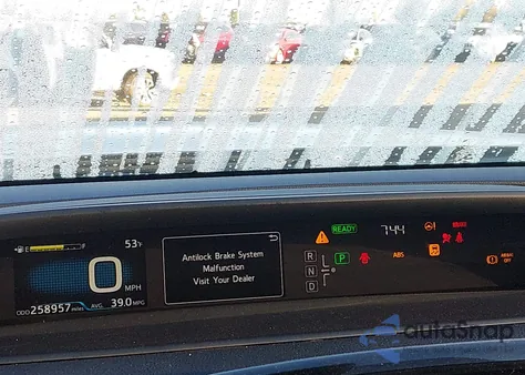 2017 Toyota Prius Two из США, поврежденный, VIN JTDKBRFUXH3026133